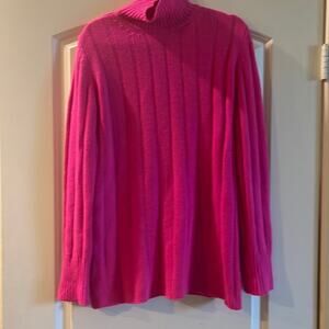 Sweater   long  30 inch wear as a short dress with leggings or top. small